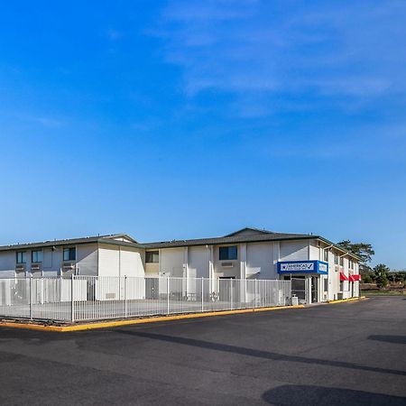 Americas Best Value Inn - Lincoln Airport Luaran gambar