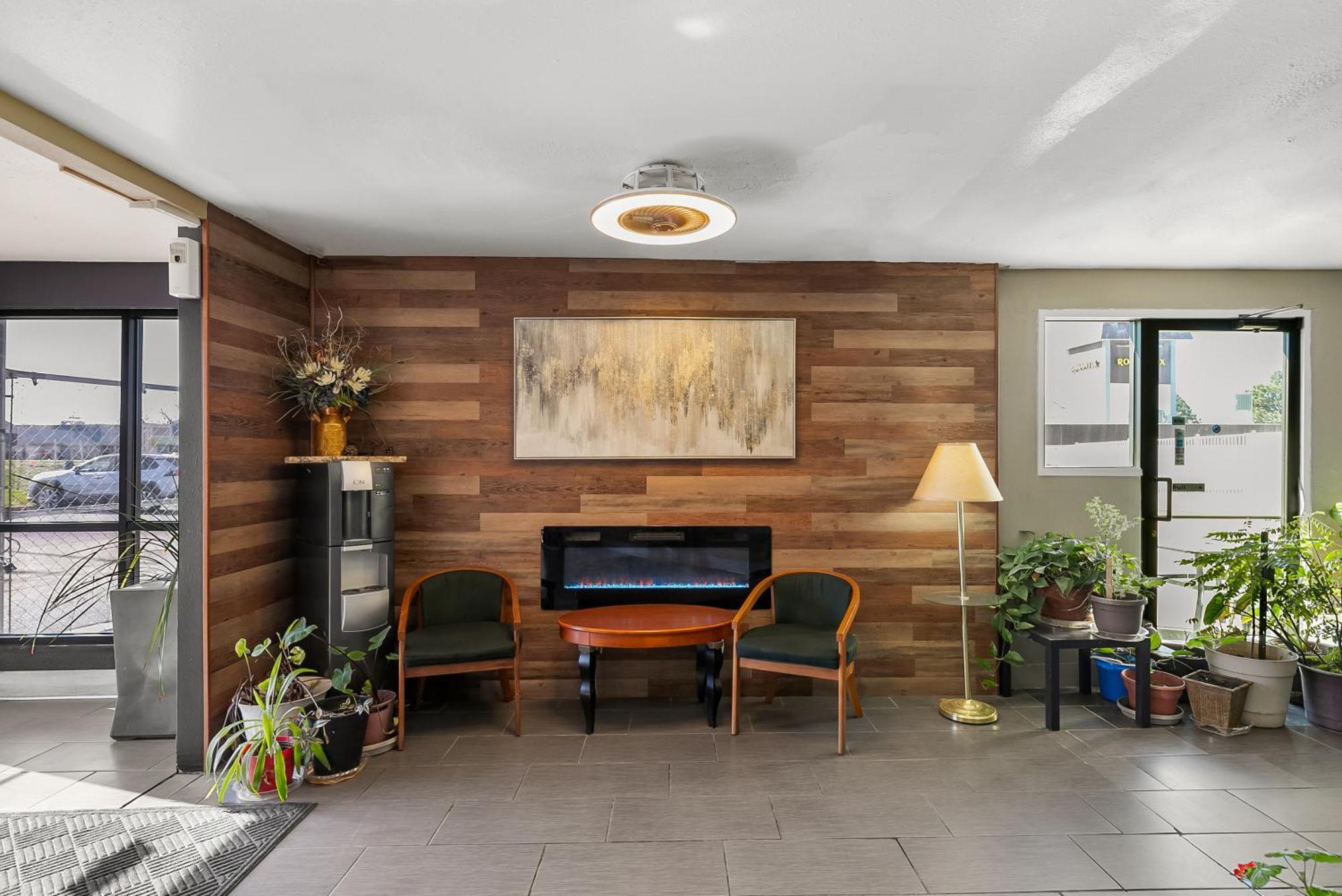 Americas Best Value Inn - Lincoln Airport Luaran gambar