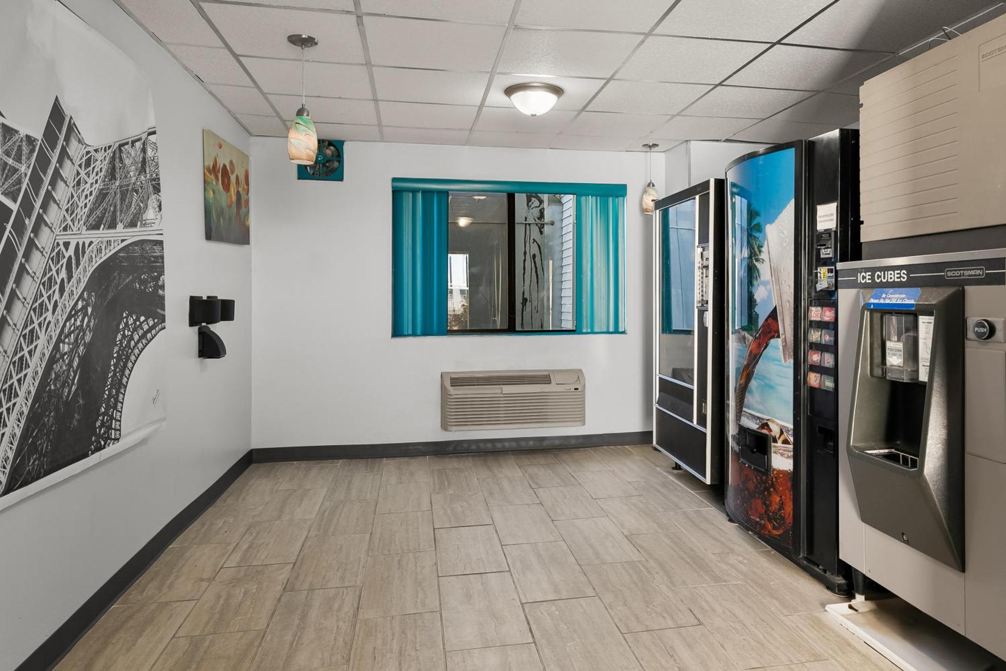 Americas Best Value Inn - Lincoln Airport Luaran gambar